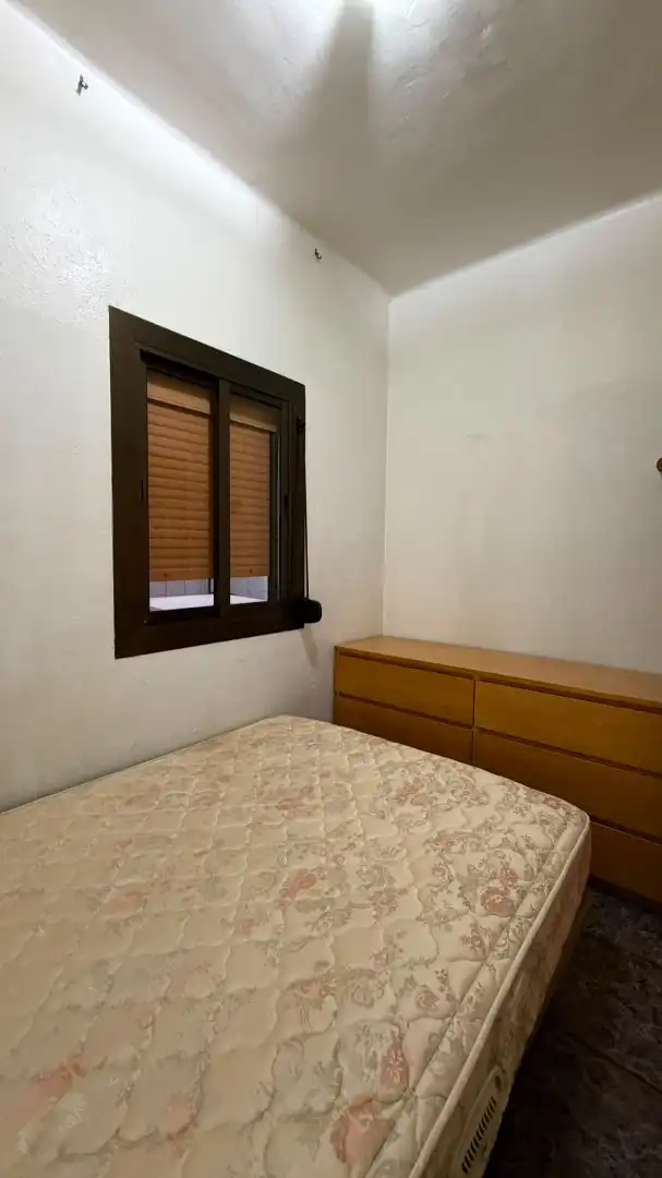 Habitación de Piso en venta en Barcelona con Aire acondicionado, Calefacción y Horno