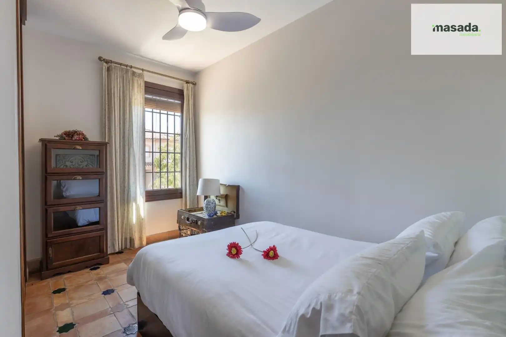 Habitación de Casa o chalet en venta en Vegas del Genil con Jardín privado, Piscina y Alarma