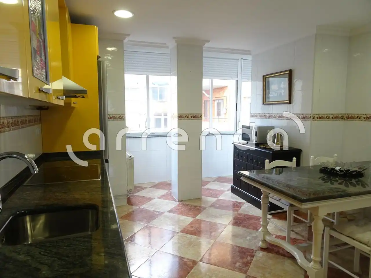 Piso de alquiler en Calle Jesús de Monasterio, Centro - Ayuntamiento