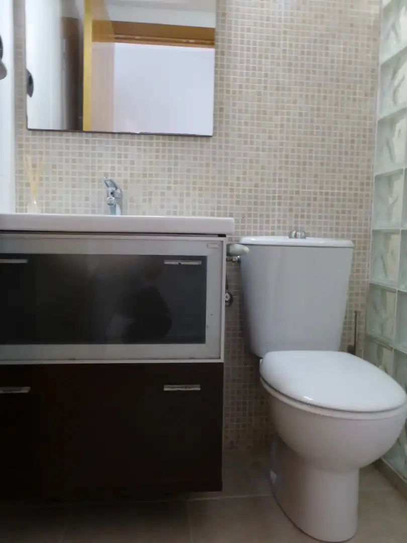 Bany de Pis en venda en Cambrils amb Aire condicionat, Calefacció i Terrassa