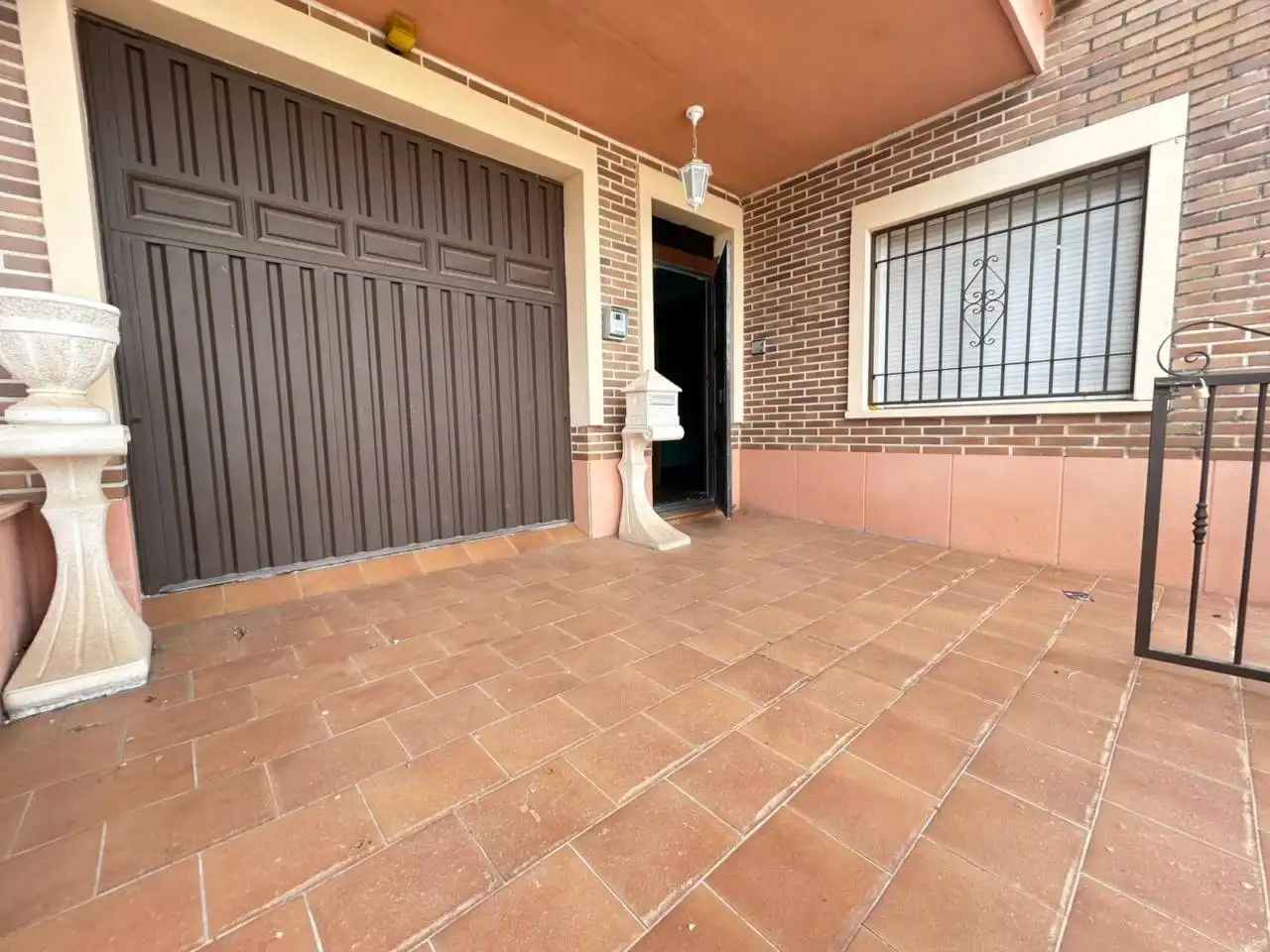 Habitatge amb jardí en venda a Calle Lisboa, imagen 2