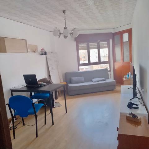 Piso en Alquiler en Carrer del Mestre Albéniz, 11T en Plaza Donoso Cortés - Avenida Magdalena