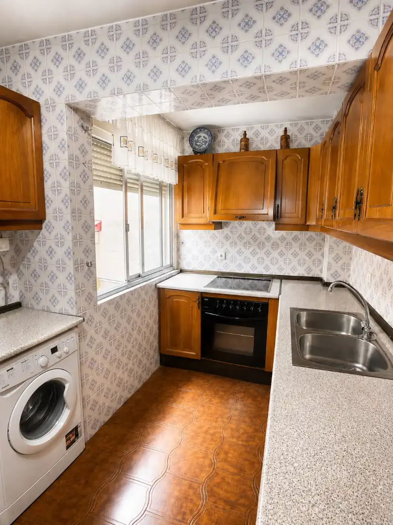 Kitchen of Flat for sale in Sevilla