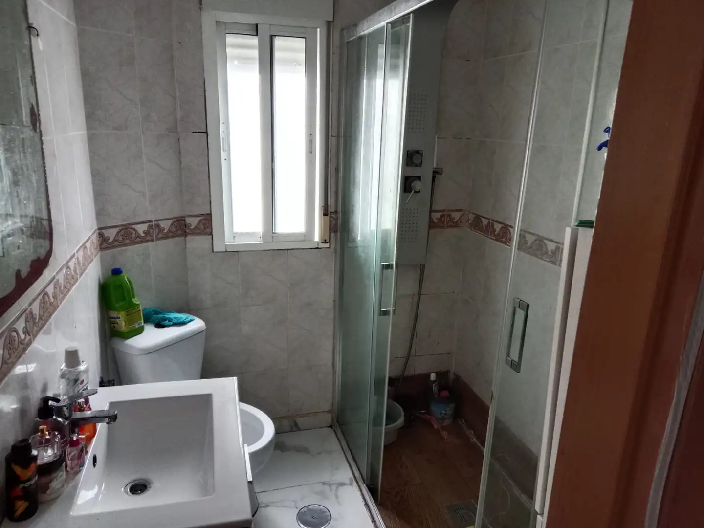 Baño de Piso en venta en Jaén con Aire acondicionado, Calefacción y Amueblado