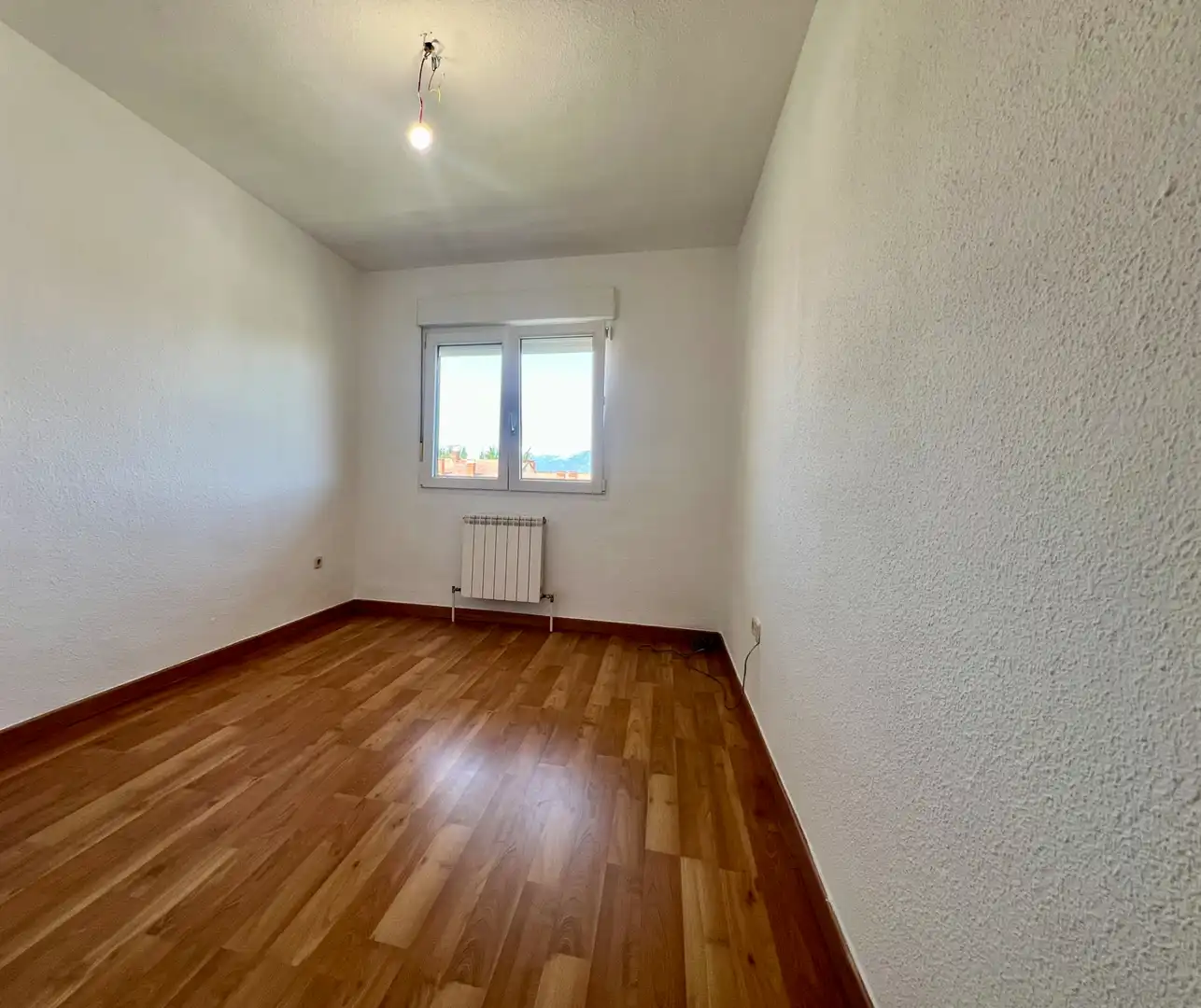 Habitación de Dúplex de alquiler en Collado Villalba con Calefacción, Jardín privado y Terraza