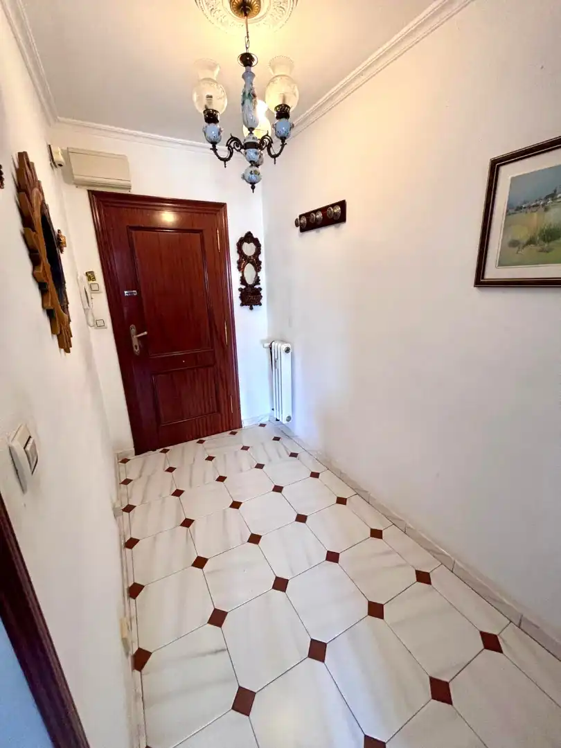 Piso en venta en Gijón  con Calefacción, Parquet y Amueblado