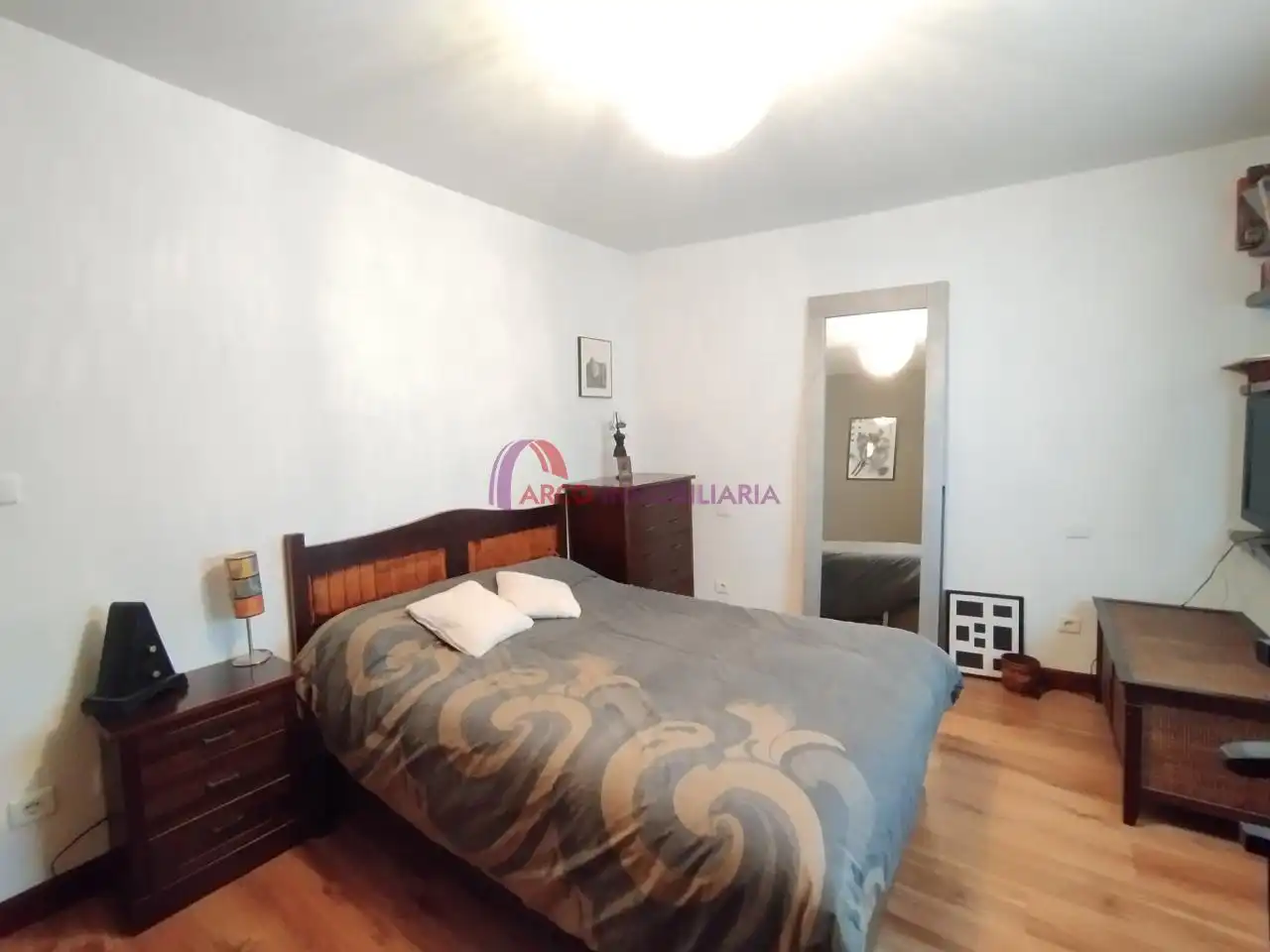Dormitori de Pis en venda en Burgos amb Calefacció i Parquet