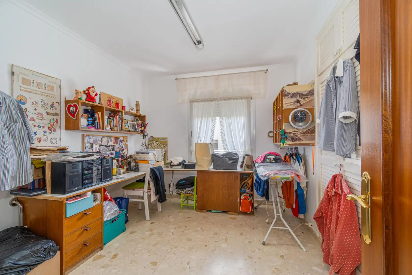 Habitación de Casa o chalet en venta en Figueres con Aire acondicionado, Calefacción y Jardín privado