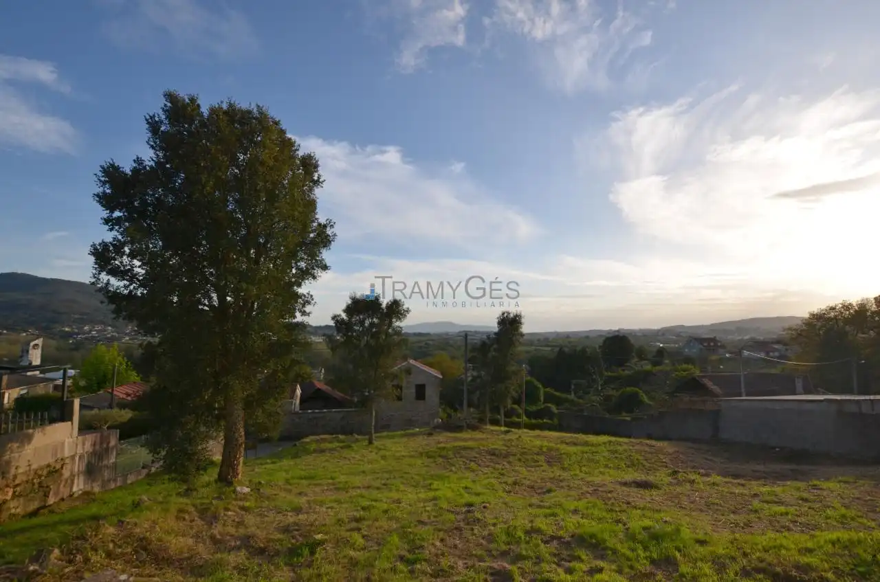 Residencial en venda en Tui
