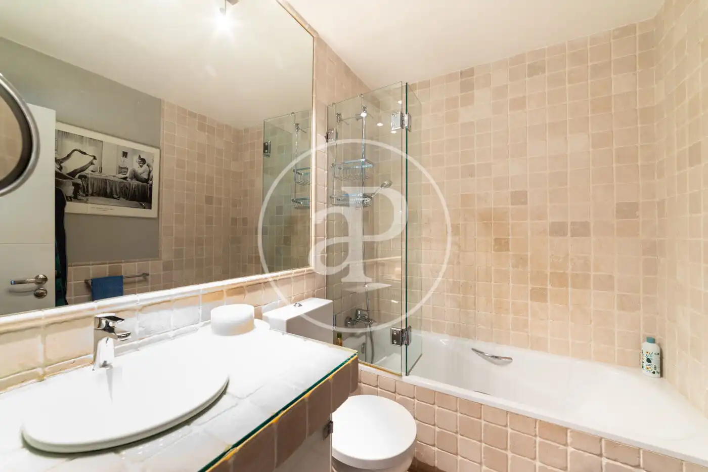 Baño de Dúplex en venta en Madrid con Aire acondicionado, Calefacción y Jardín privado