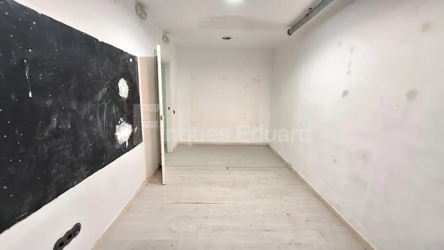 Business premises for sale in Nucli Urbà, imagen 20