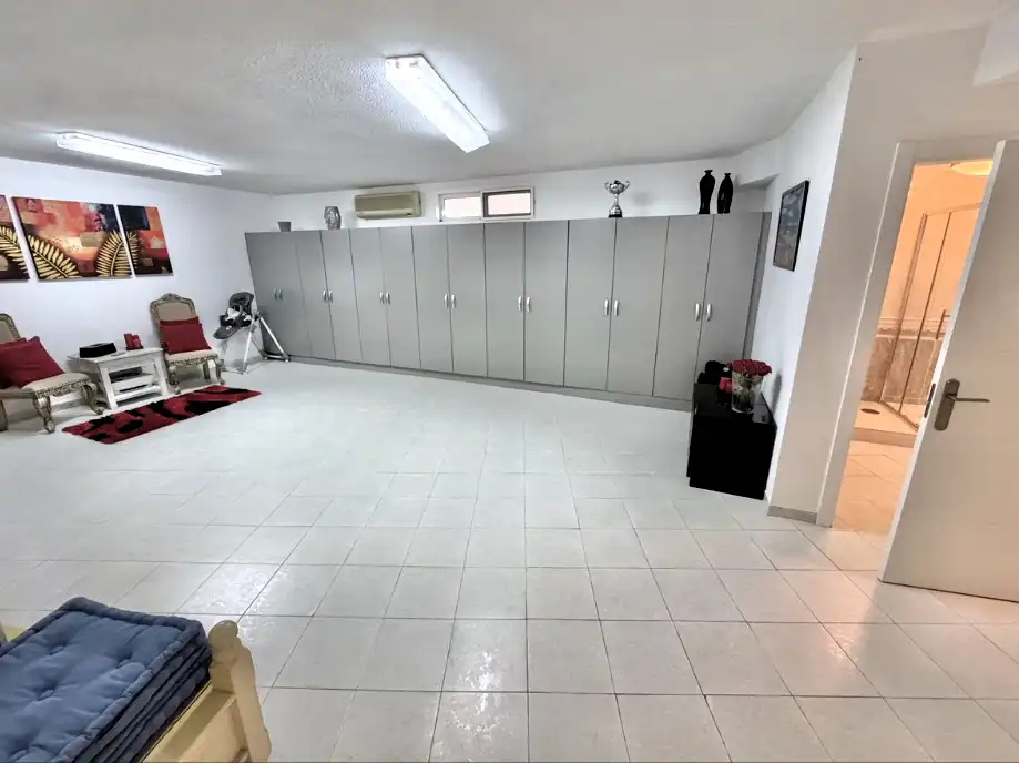 Chalet con piscina en venta en Calle Huelva de Calahonda 3820, imagen 28