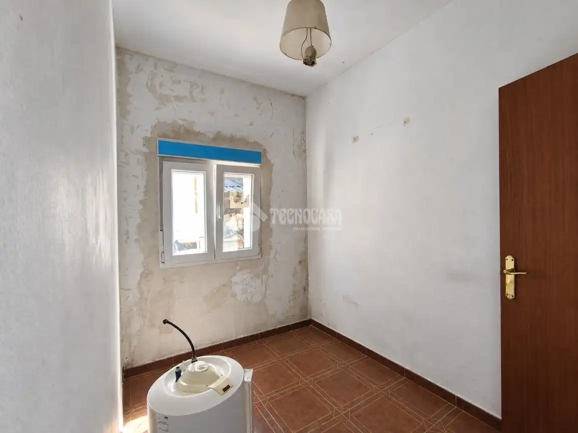 Habitación de Casa adosada en venta en Alcalá de Henares con Aire acondicionado y Trastero