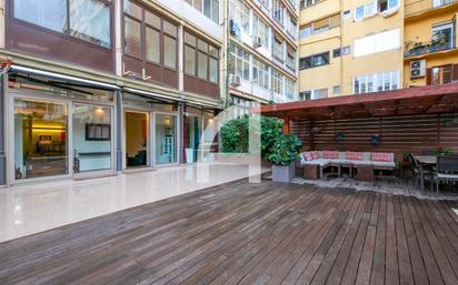 Terrassa de Pis en venda en  Barcelona Capital amb Calefacció, Parquet i Terrassa