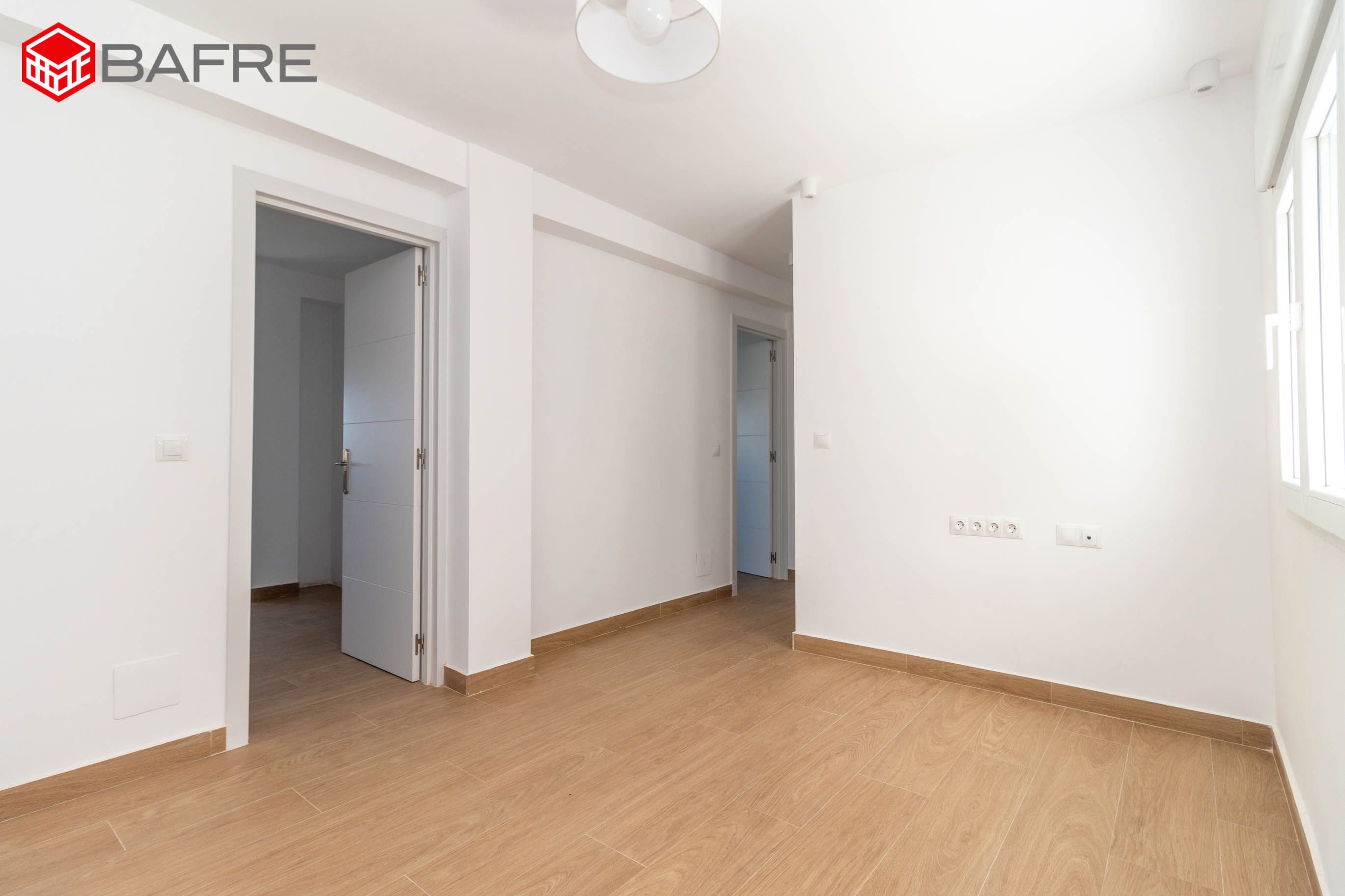 Flat for sale in  Madrid Capital  with Air Conditioner and Balcony