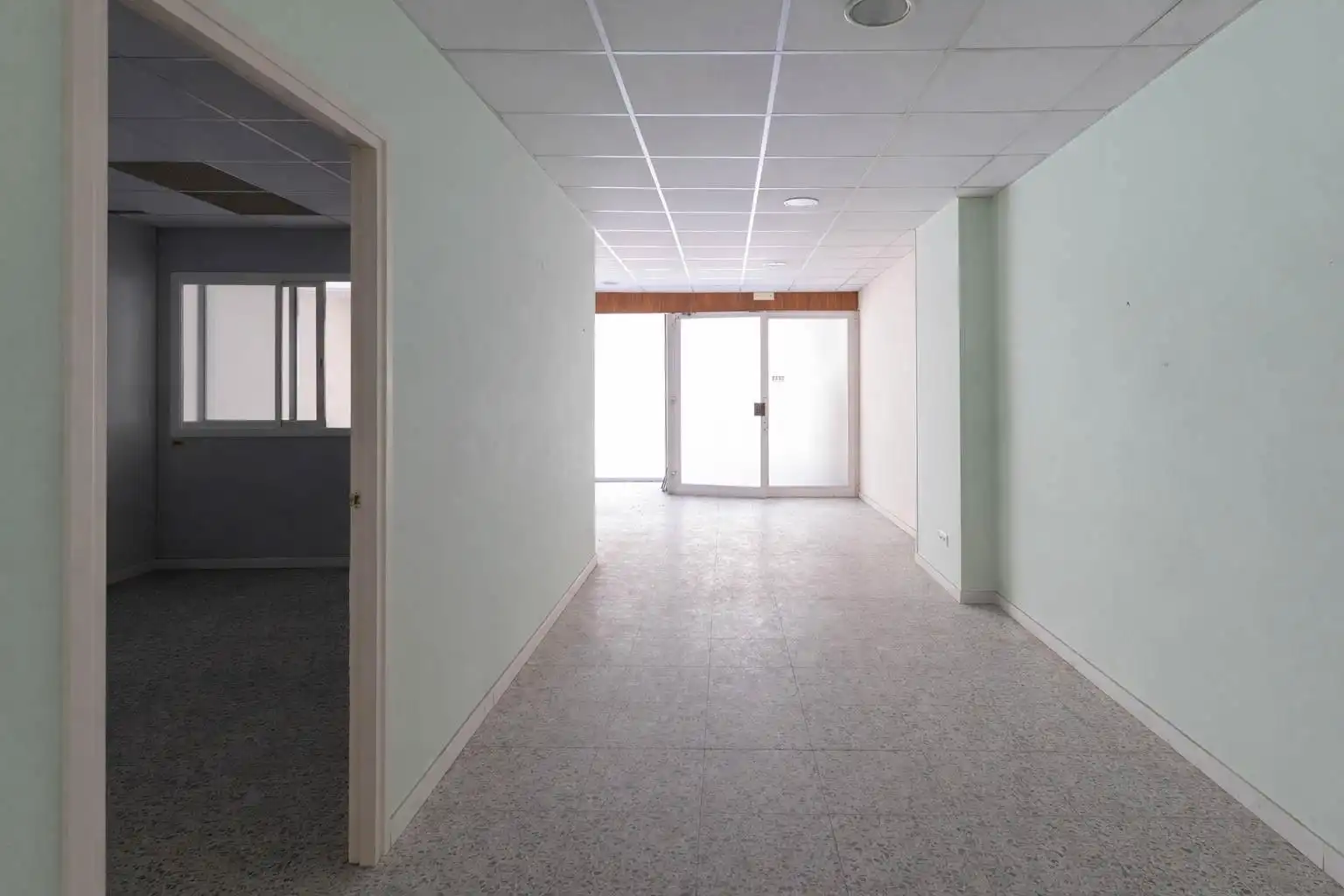 Business premises for sale in Carrer de Faraday, imagen 13