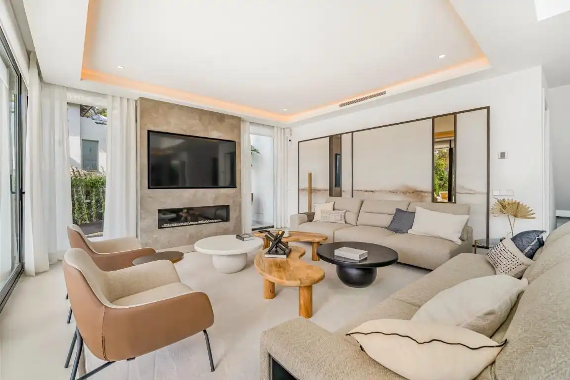 Living room of Houses for sale in Marbella  with Air Conditioner, Heating and Private garden
