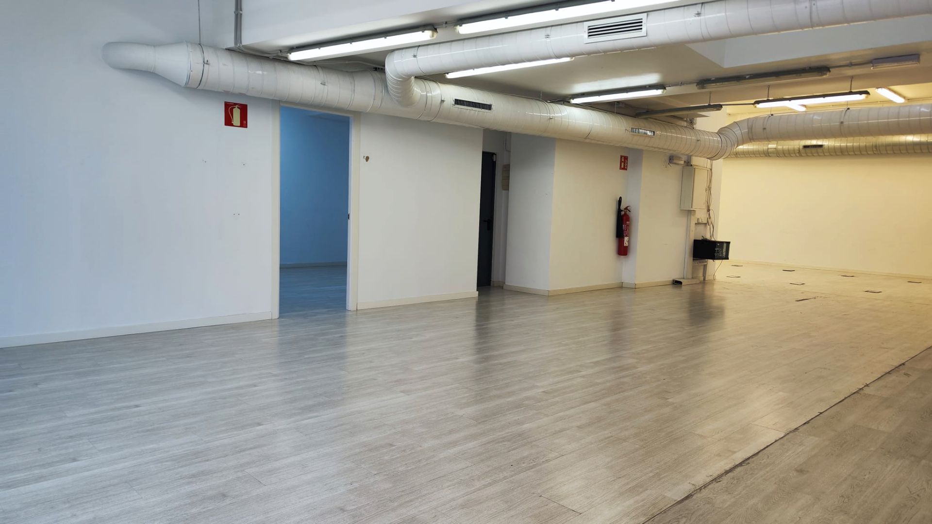 Local de lloguer a Avinguda de Catalunya, 56, Singuerlín, Santa Coloma de Gramenet