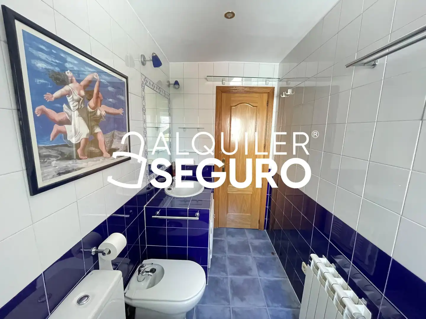 Bathroom of Flat for rent in Madrid  with Air Conditioner, Heating and Terrace