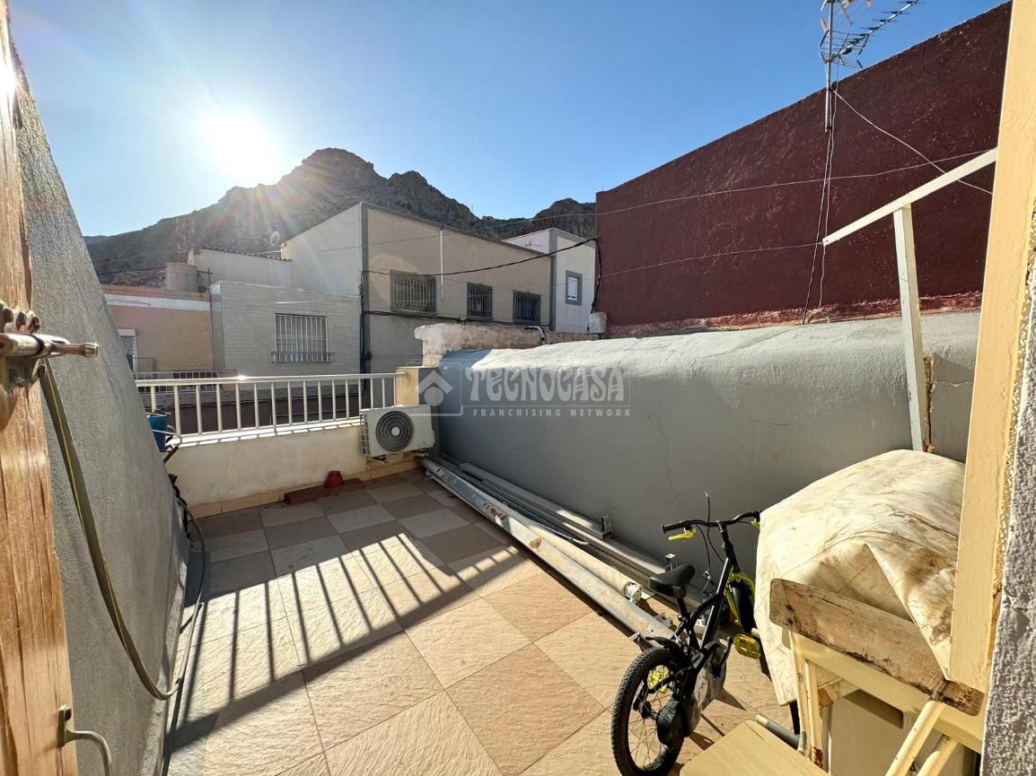 Casa adosada en venda a La Chanca - Pescadería
