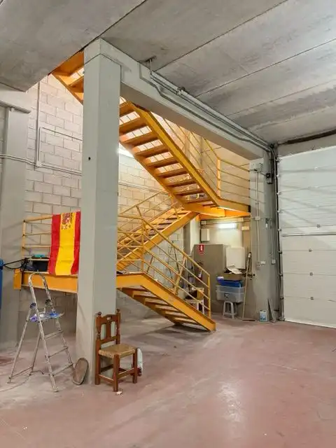 Nave industrial in affitto a Nueva Andalucía, imagen 2
