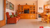 Living room of Single-family semi-detached for sale in Torredembarra  with Air Conditioner, Heating and Private garden