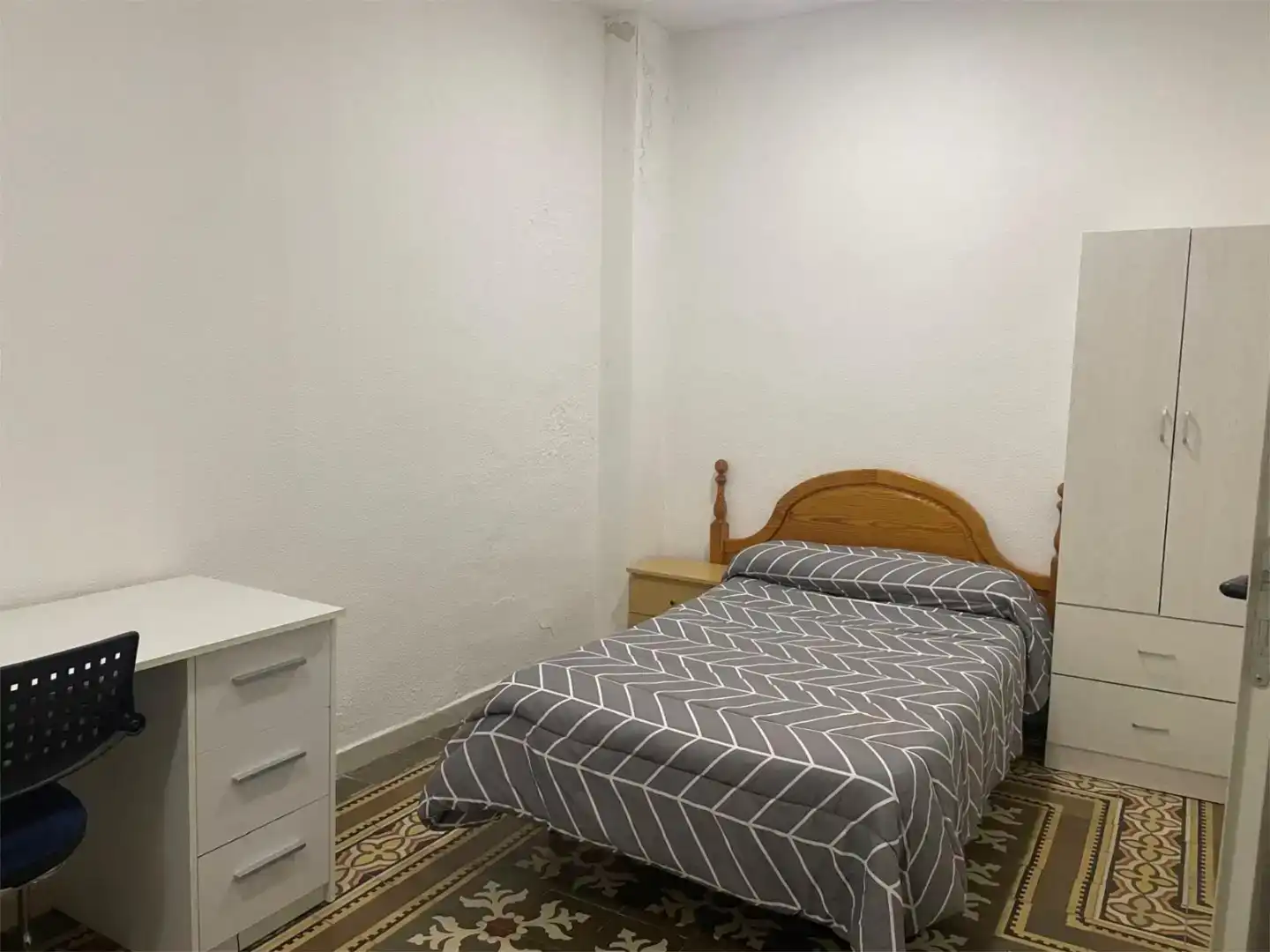 Schlafzimmer von Wohnung zur Miete in Cartagena