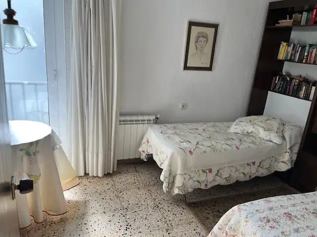 Dormitori de Pis en venda en Tarragona amb Aire condicionat, Calefacció i Moblat