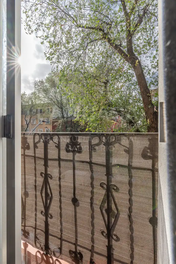 Terraza de Piso en venta en Madrid con Balcón