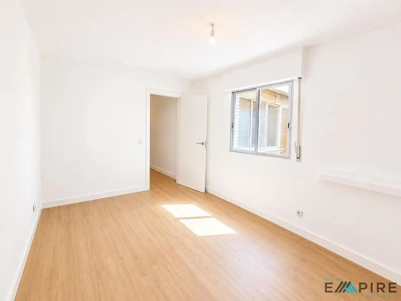 Bedroom of Flat for sale in Parla  with Air Conditioner and Terrace