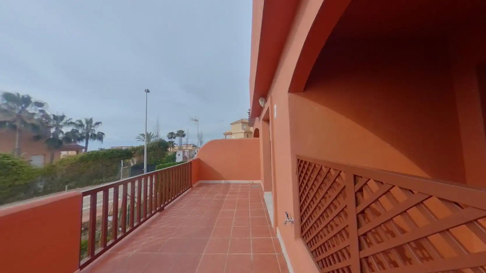 Terraza de Ático en venta en Estepona con Trastero y Piscina