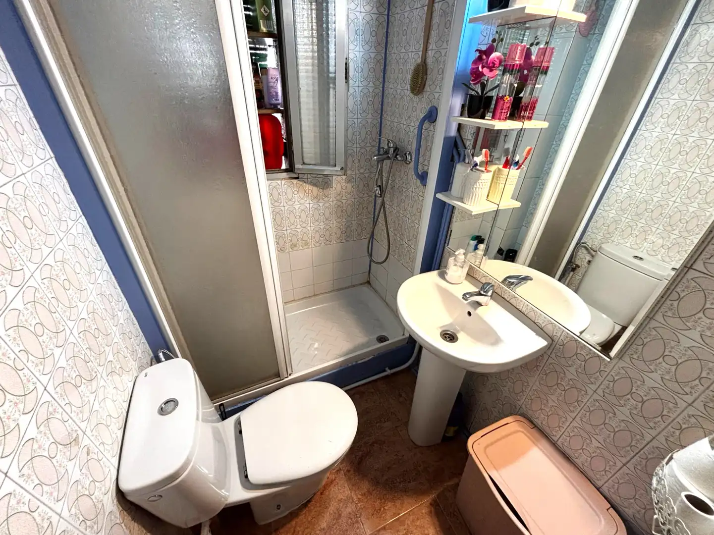 Baño de Piso en venta en Madrid con Calefacción, Amueblado y Horno