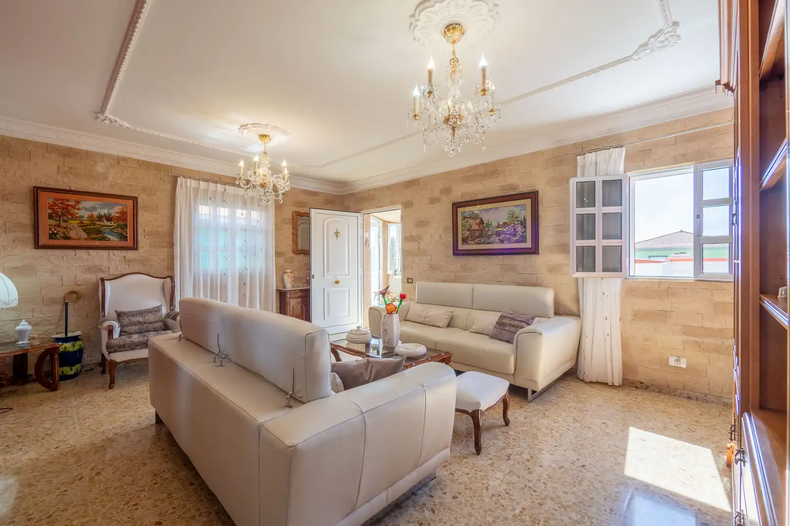 Sala d'estar de Casa o xalet en venda en Vega de San Mateo amb Calefacció, Jardí privat i Terrassa