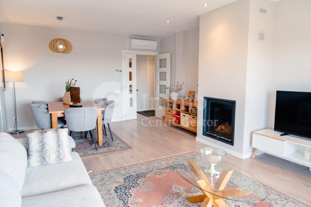 Sala d'estar de Pis en venda en  Lleida Capital amb Aire condicionat, Calefacció i Parquet