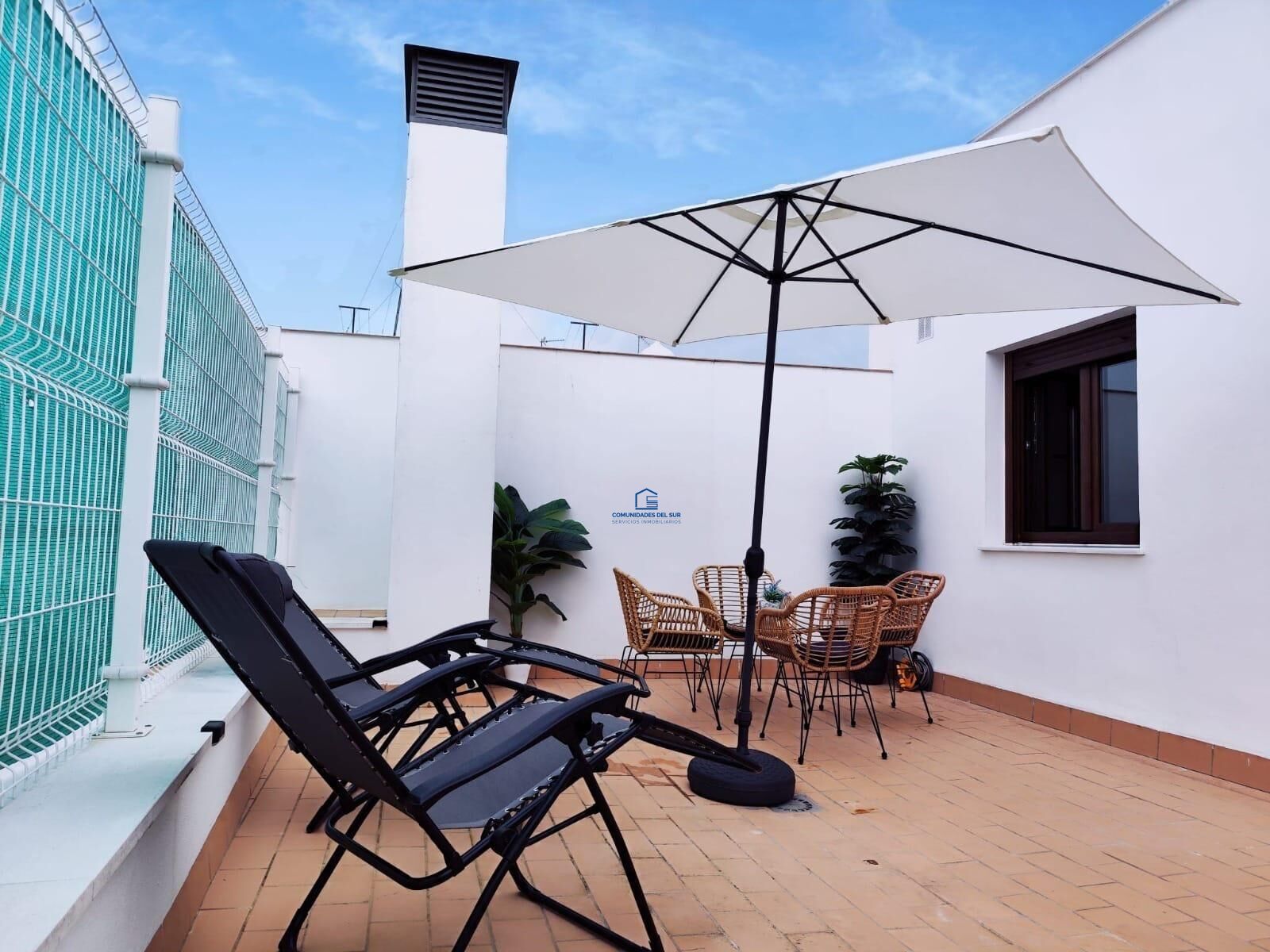 Terrassa de Àtic de lloguer en  Cádiz Capital amb Aire condicionat, Calefacció i Terrassa