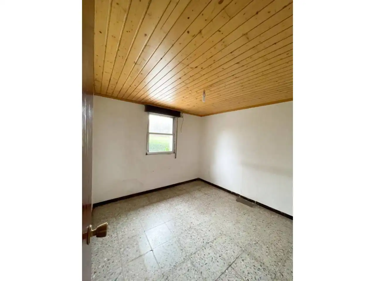 Dormitori de Casa o xalet en venda en Sobrado (A Coruña) amb Jardí privat