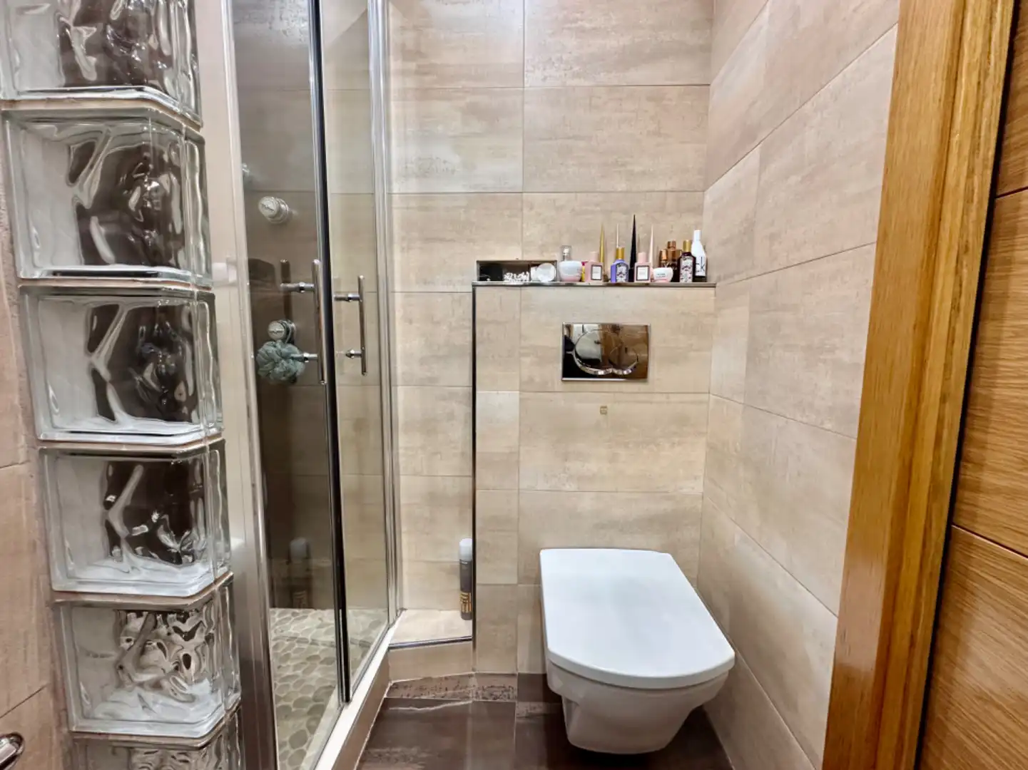 Baño de Piso en venta en Badalona con Aire acondicionado, Calefacción y Parquet