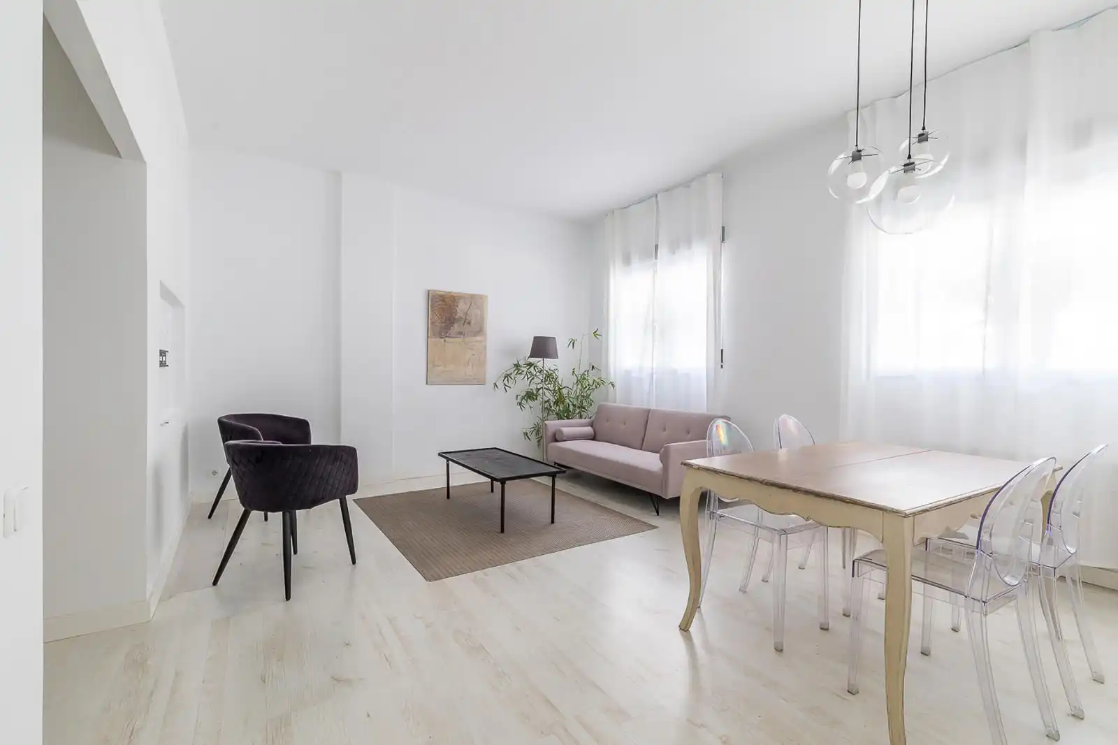 Living room of Flat for rent in Madrid  with Furnished and Community pool