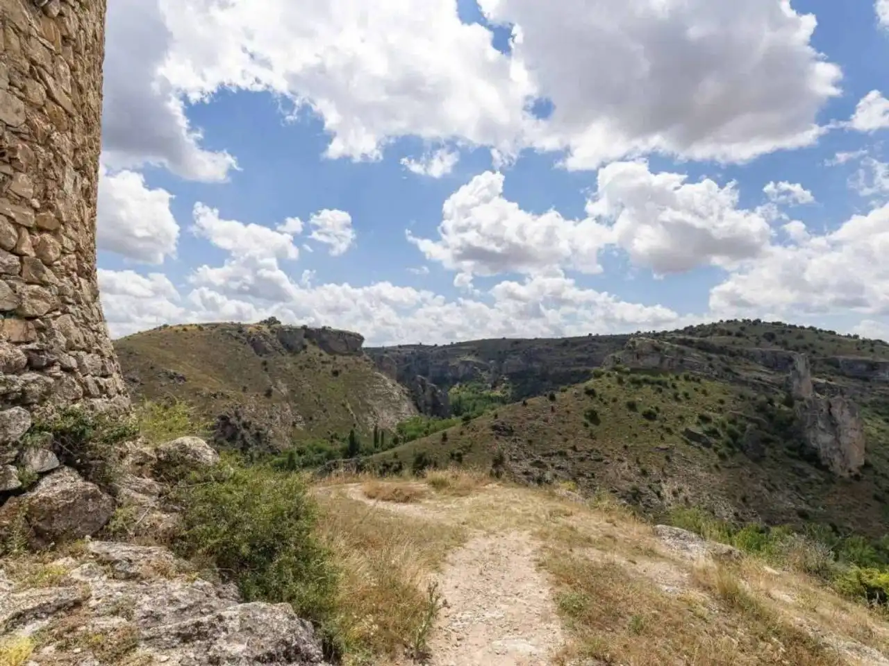 Außenansicht von Gebäude zum Verkauf in Sigüenza
