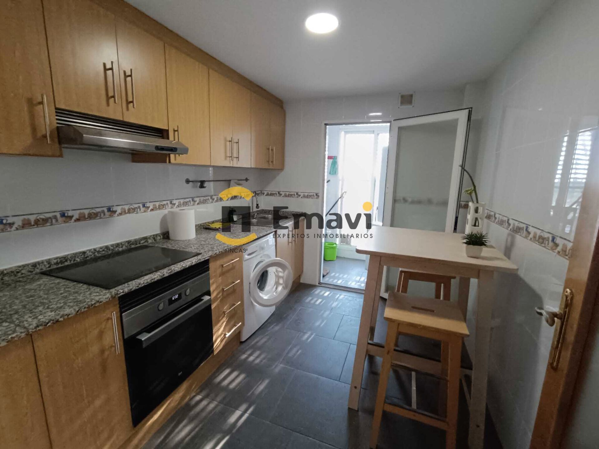 Cuina de Dúplex en venda en Castellón de la Plana / Castelló de la Plana amb Calefacció, Parquet i Terrassa