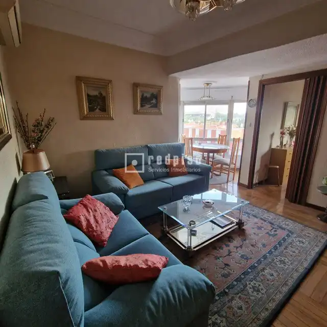 Living room of Flat for sale in Madrid  with Heating and Parquet flooring
