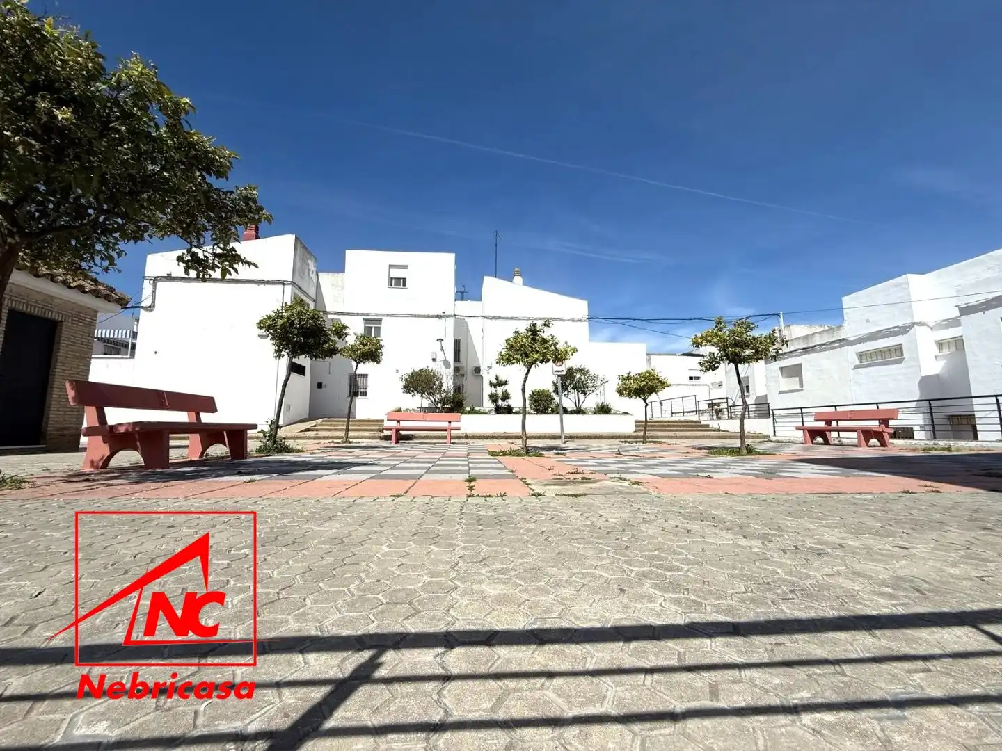 Locale commerciale in vendita a Lebrija