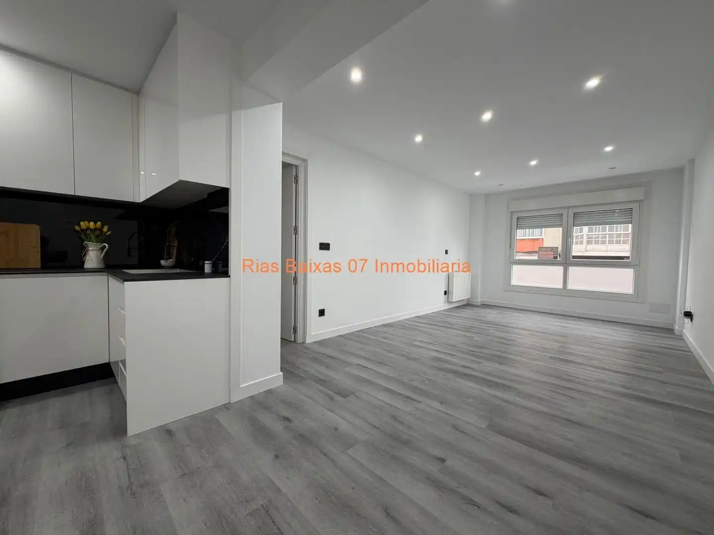 Vista exterior de Piso en venta en Vigo  con Calefacción, Terraza y Trastero