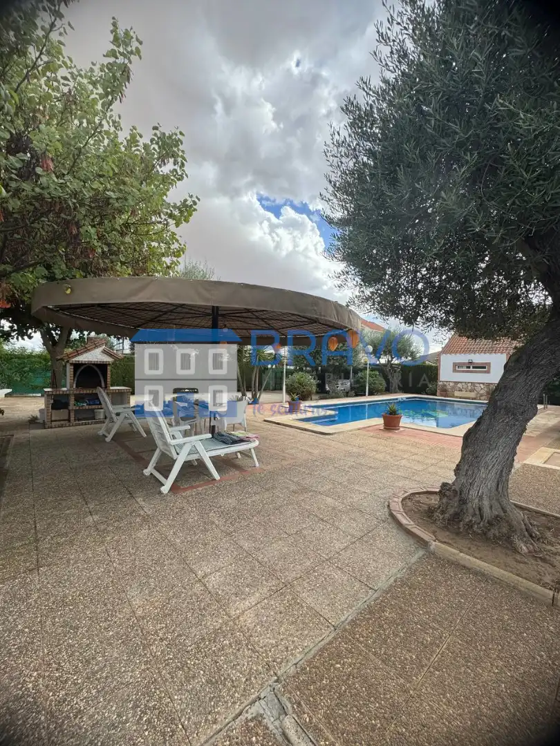 Detached house with terrace for sale in Don Benito, imagen 5