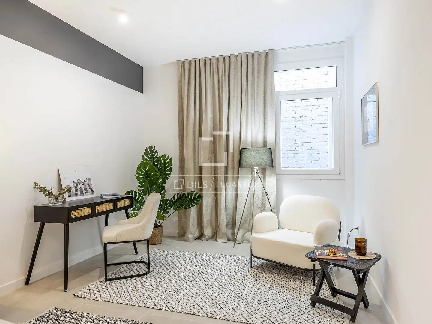 Living room of Flat for sale in Valencia  with Air Conditioner, Heating and Terrace