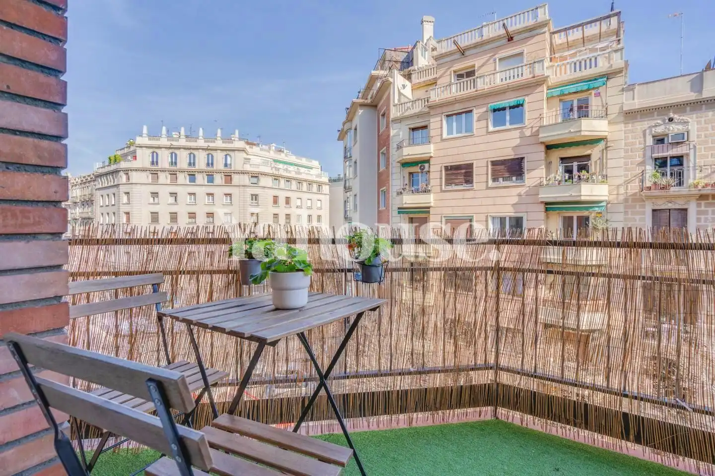 Terrasse von Wohnung zum Verkauf in Barcelona mit Klimaanlage, Heizung und Parkett