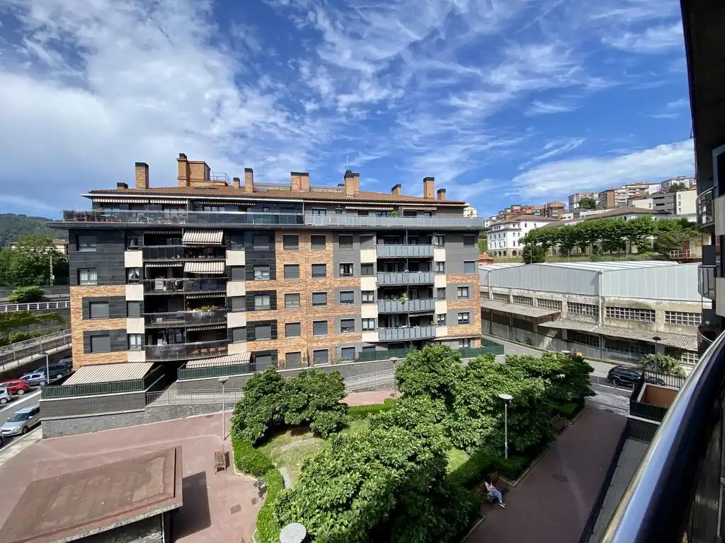 Exterior view of Flat for rent in Donostia - San Sebastián   with Heating and Terrace