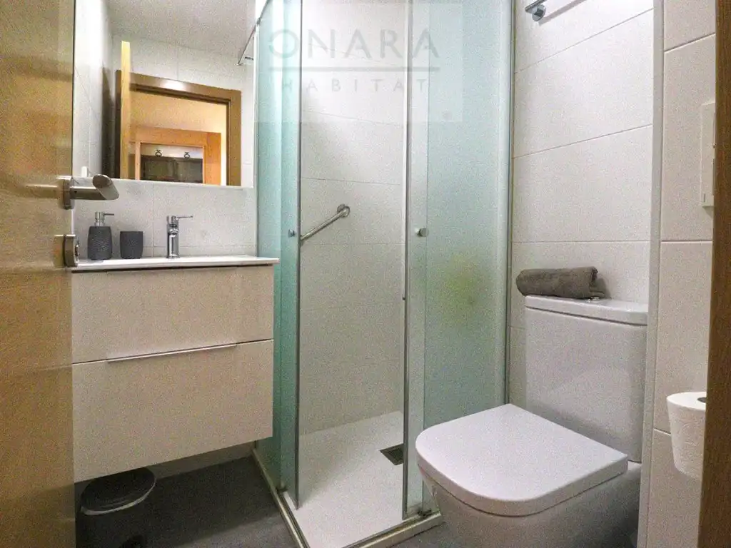 Bathroom of Flat for sale in Hondarribia  with Terrace