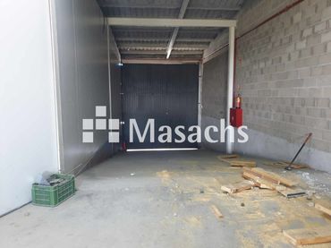 Nave industrial en alquiler en Urbanización Este - Montepríncipe