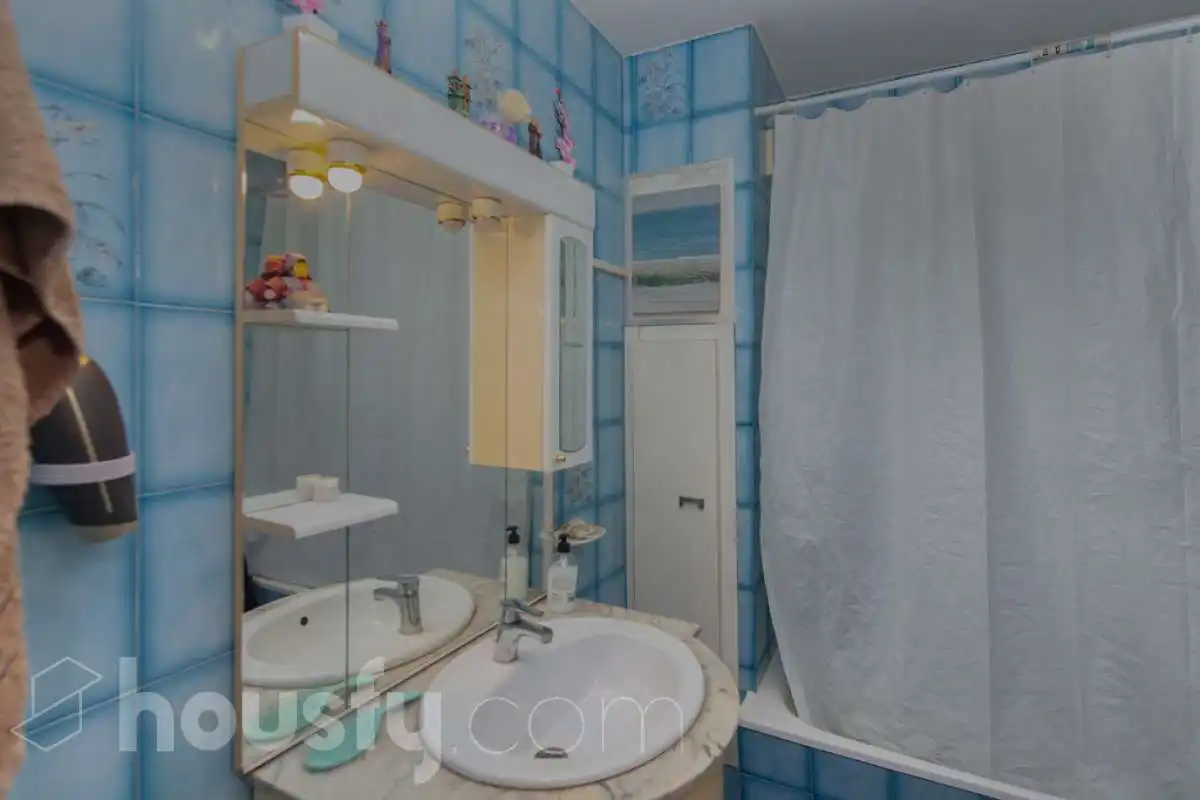 Bathroom of Detached homes for sale in Oliva  with Air Conditioner and Terrace